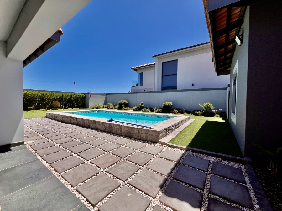 4 Bedroom Property for Sale in Langebaan Country Estate Western Cape